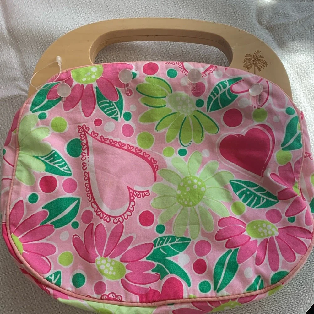 Vintage Lilly Pulitzer Bermuda purse NEVER USED pictured.